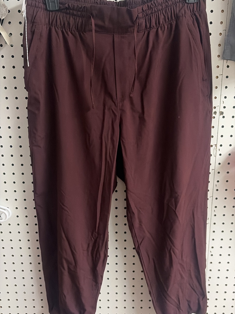 Women’s Old Navy Elastic Waist Burgundy Pants